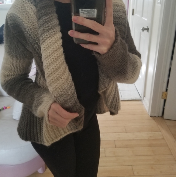 Italian Sweater Shima Noveli - Picture 2 of 16